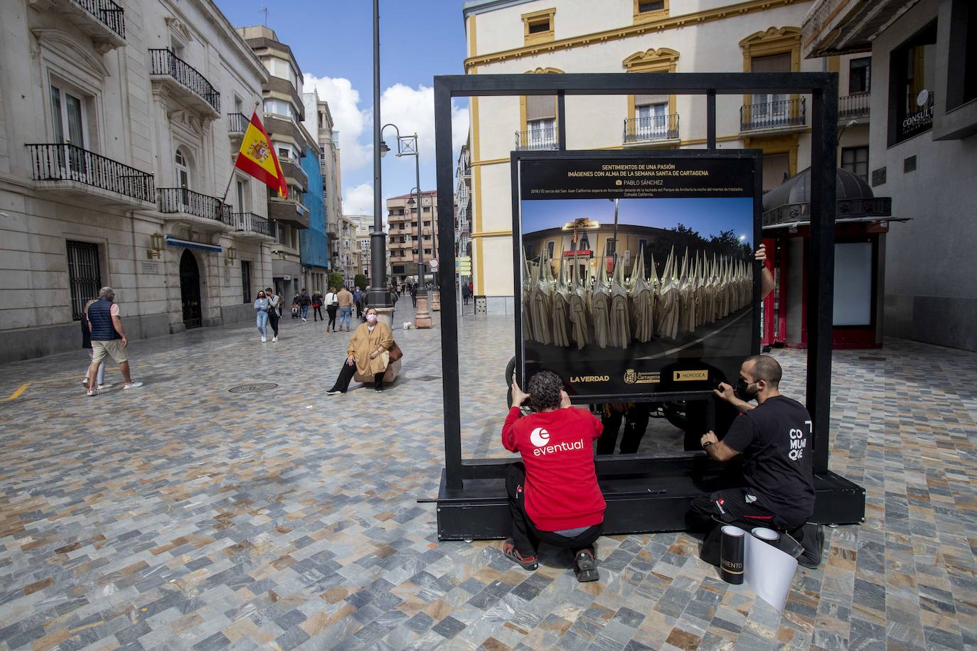 Fotos: LA VERDAD reaviva el espíritu de los desfiles de Semana Santa con una exposición fotográfica en Cartagena
