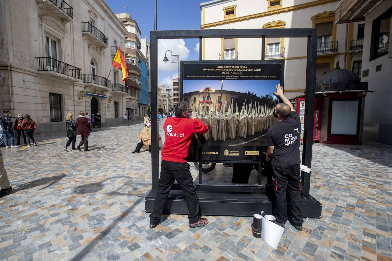 Fotos: LA VERDAD reaviva el espíritu de los desfiles de Semana Santa con una exposición fotográfica en Cartagena