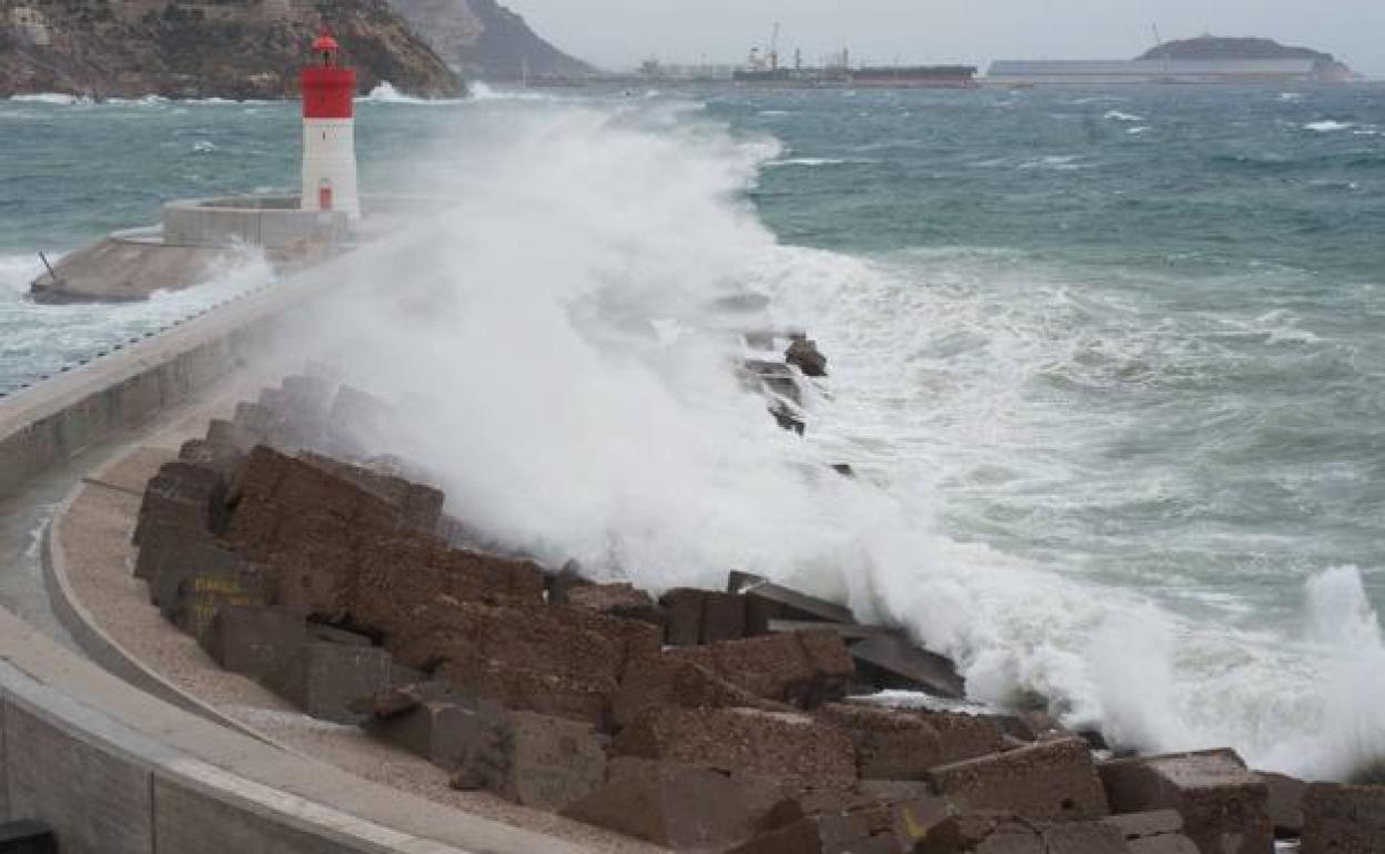Temporal de viento en Cartagena, en una imagen de archivo. 