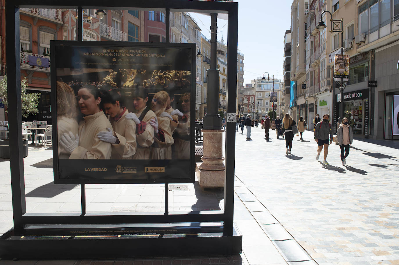 Fotos: El Ayuntamiento de Cartagena y el diario La Verdad tran la Semana Santa a las calles de la ciudad