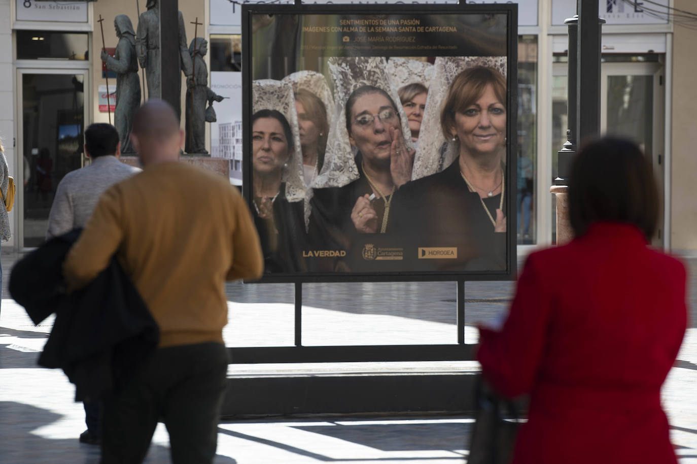 Fotos: El Ayuntamiento de Cartagena y el diario La Verdad tran la Semana Santa a las calles de la ciudad