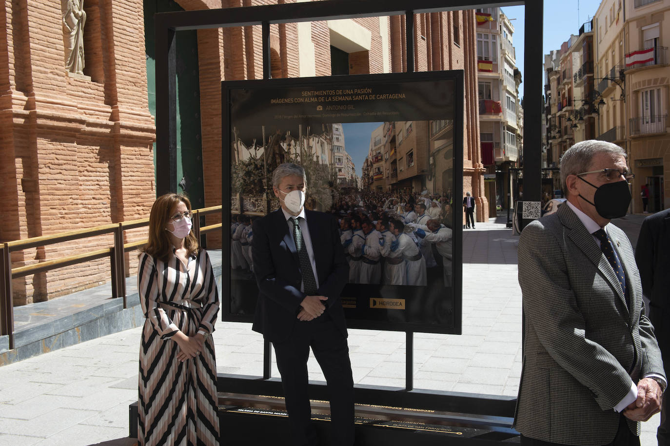 Fotos: El Ayuntamiento de Cartagena y el diario La Verdad tran la Semana Santa a las calles de la ciudad