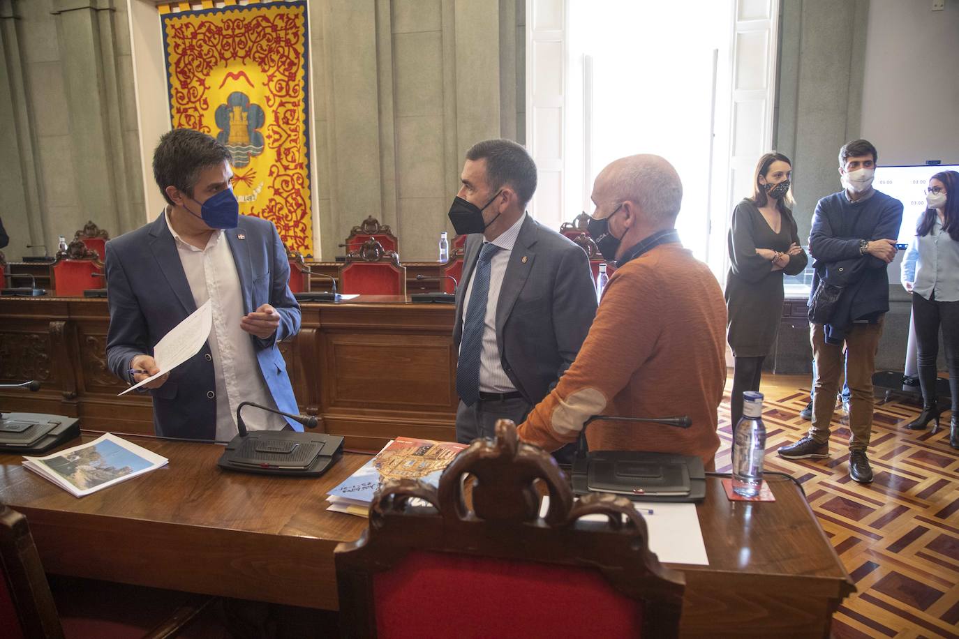 Fotos: Pleno del Ayuntamiento de Cartagena