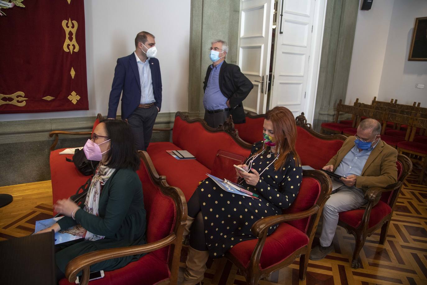 Fotos: Pleno del Ayuntamiento de Cartagena