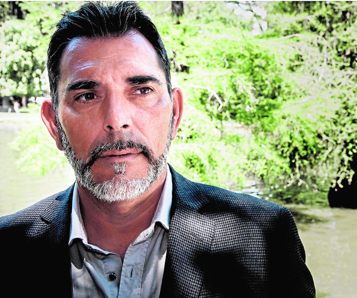 Víctor del Árbol: «La mentira es más cómoda que la verdad»