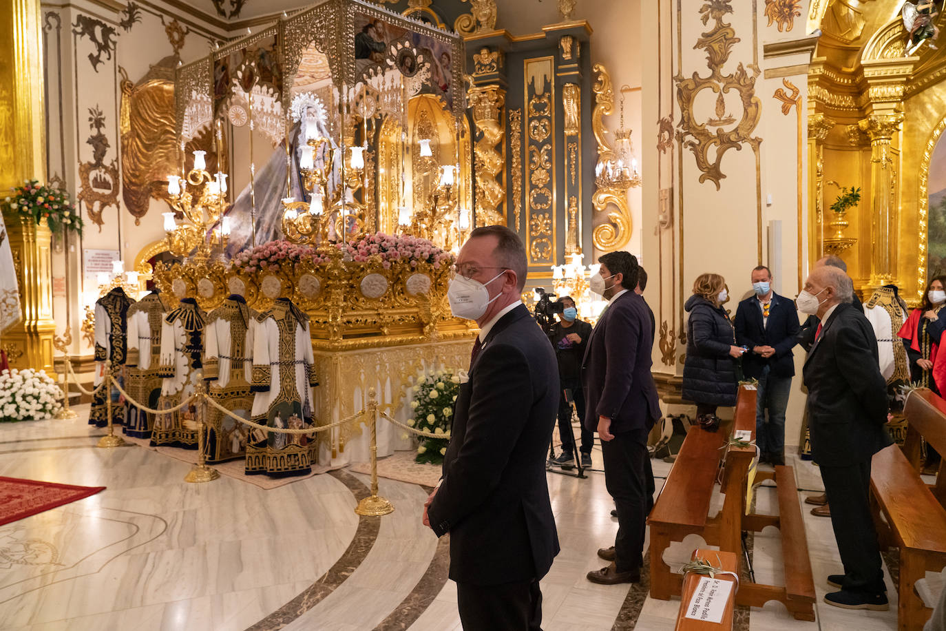 Fotos: Palmas y ramas de olivo para San Juan el Domingo de Ramos