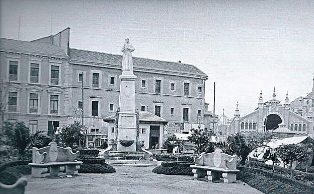 Posada del Malecón, refugio de viajeros, derribada en 1972. 