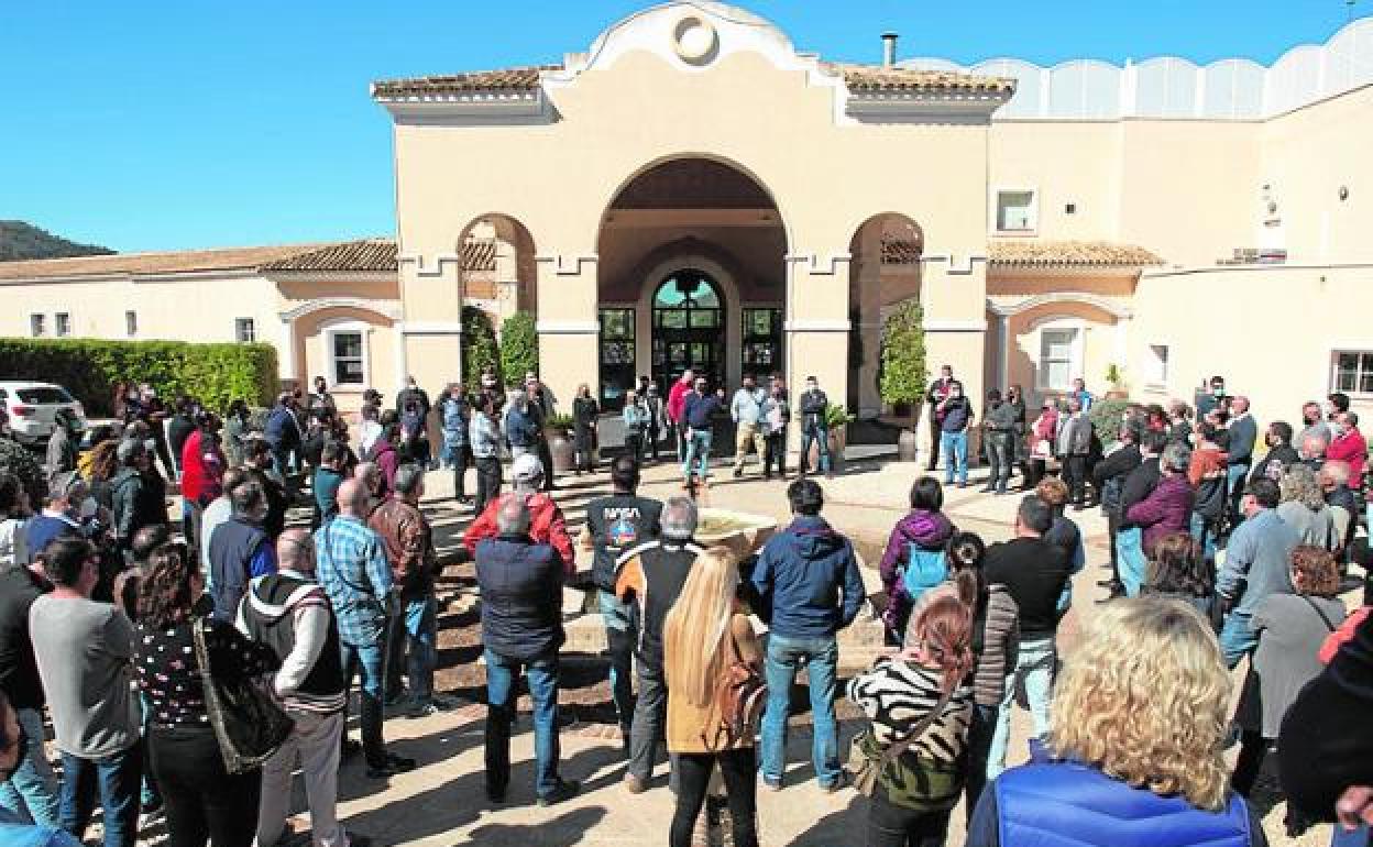 Concentración, el pasado 23 de marzo, de 150 empleados en La Manga Club.