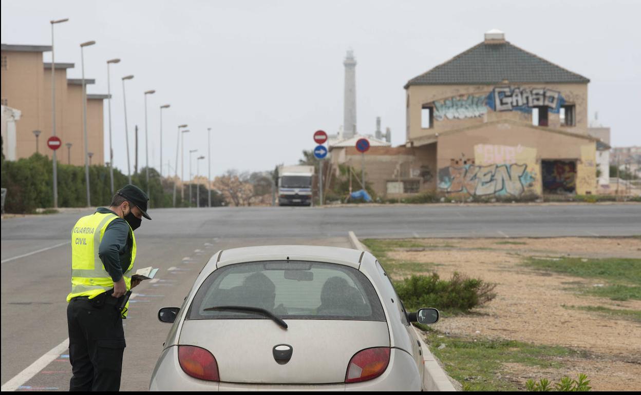 Control de acceso a La Manga. 