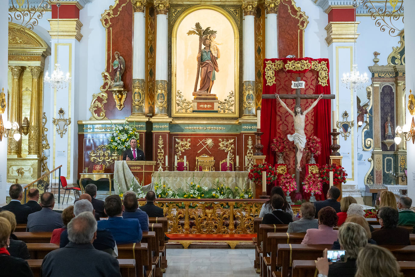 Fotos: Emoción encarnada ante el Cristo de la Sangre en Lorca