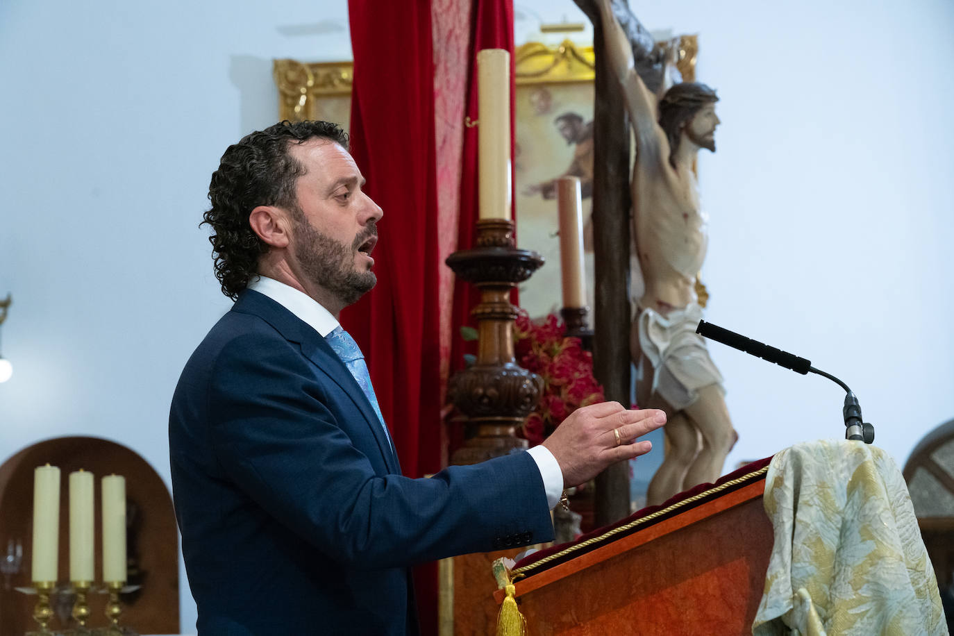 Fotos: Emoción encarnada ante el Cristo de la Sangre en Lorca
