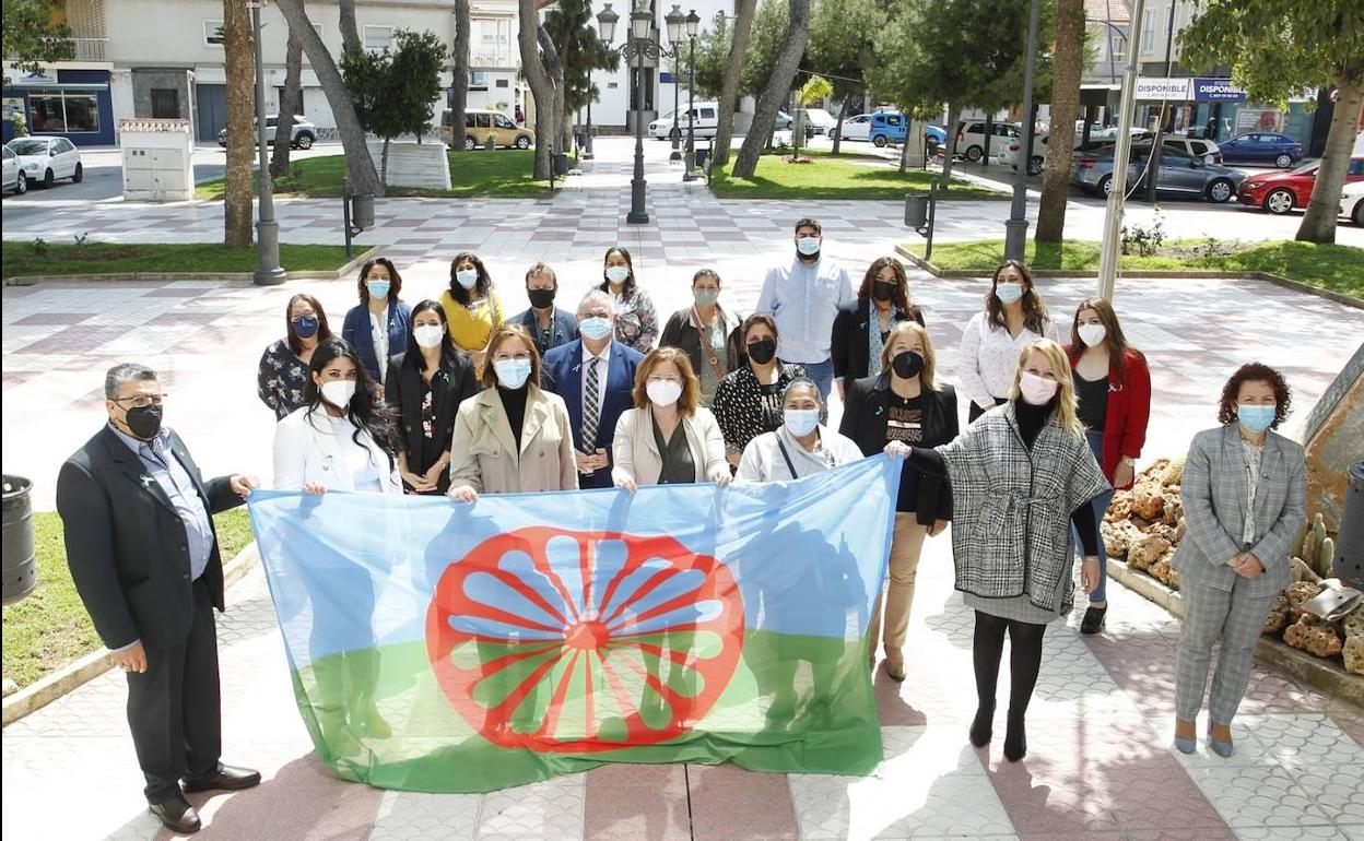 Los actos conmemorativos del Día Internacional del Pueblo Gitano en San Pedro del Pinatar, este jueves.