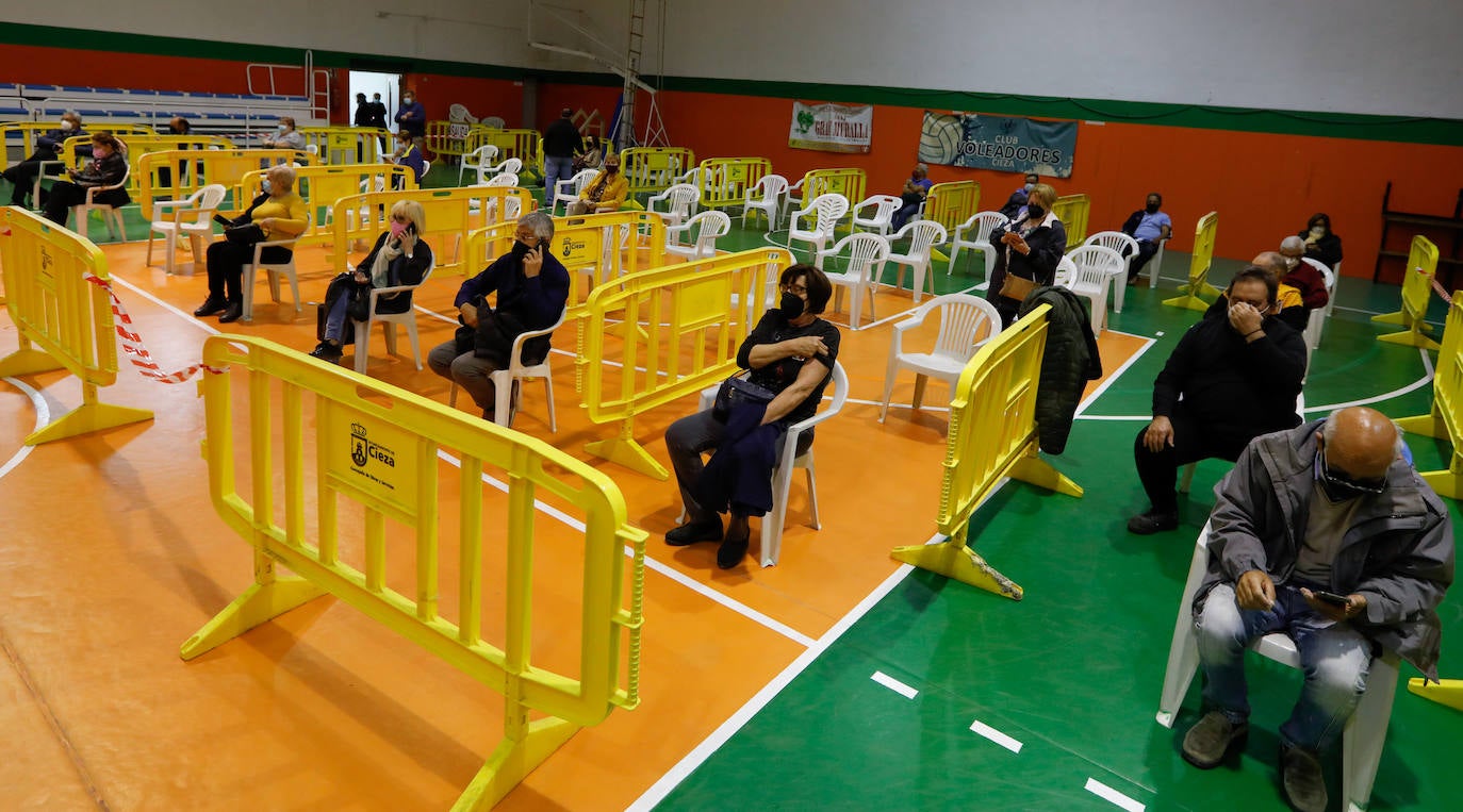 Fotos: Vacunación contra la Covid-19 en Cieza