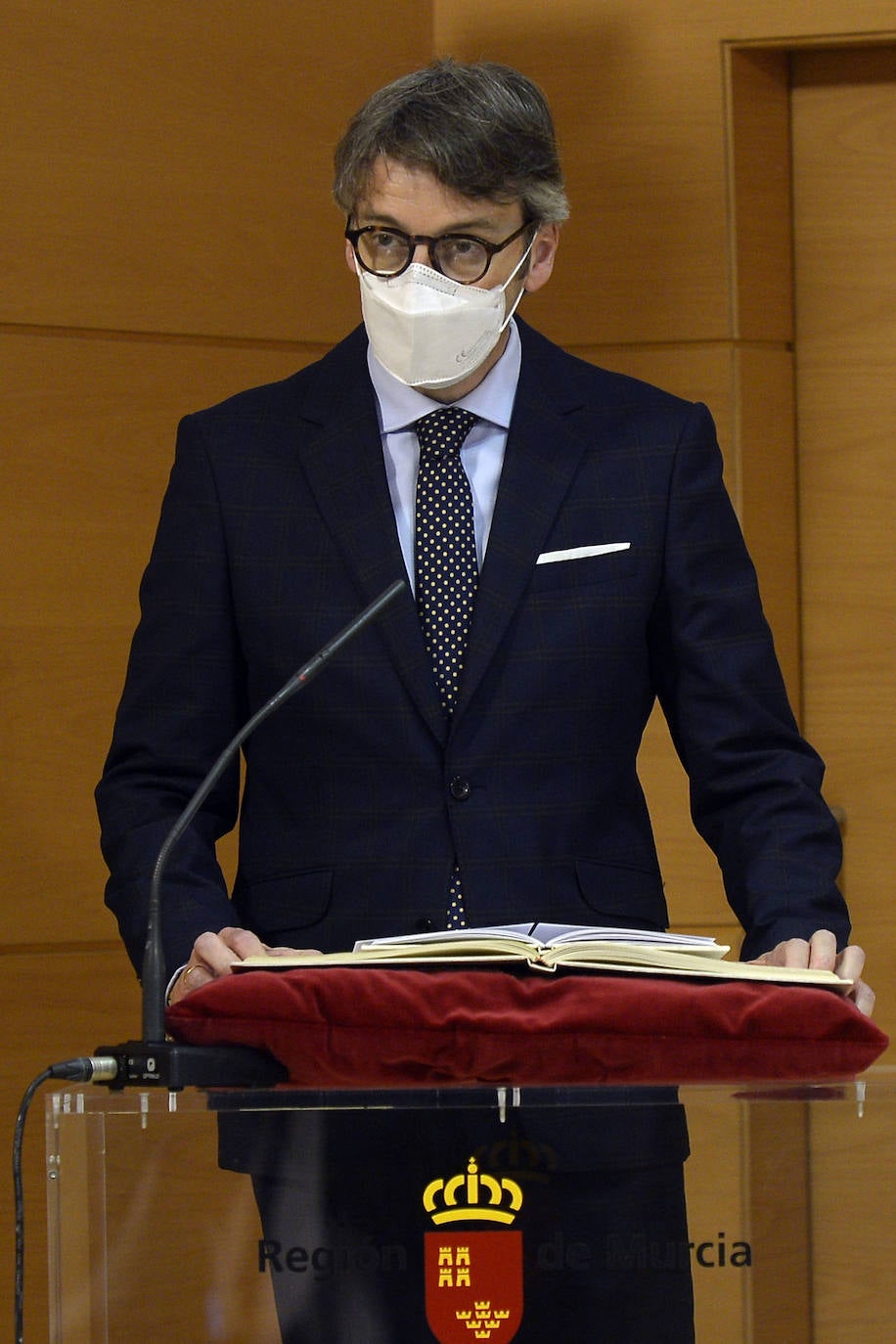 Fotos: López Miras preside la toma de posesión de los nuevos secretarios generales