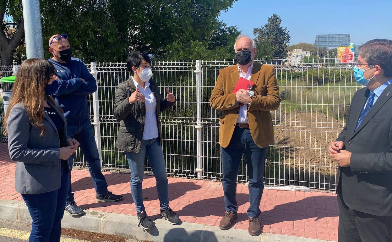 Los concejales Rebeca Pérez, Eduardo Martínez-Oliva, Jesús Pacheco y Marco Antonio Fernández visitan la Casa Antonete Gálvez.