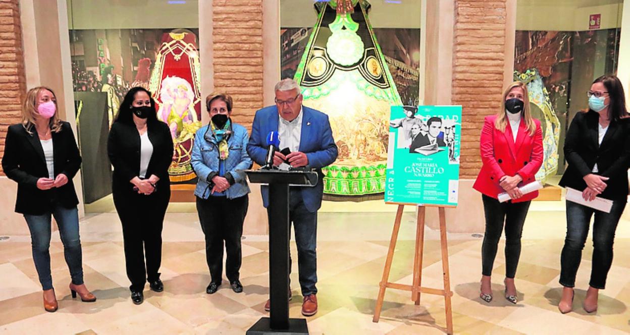 Presentación de los actos organizados por el Paso Azul. 