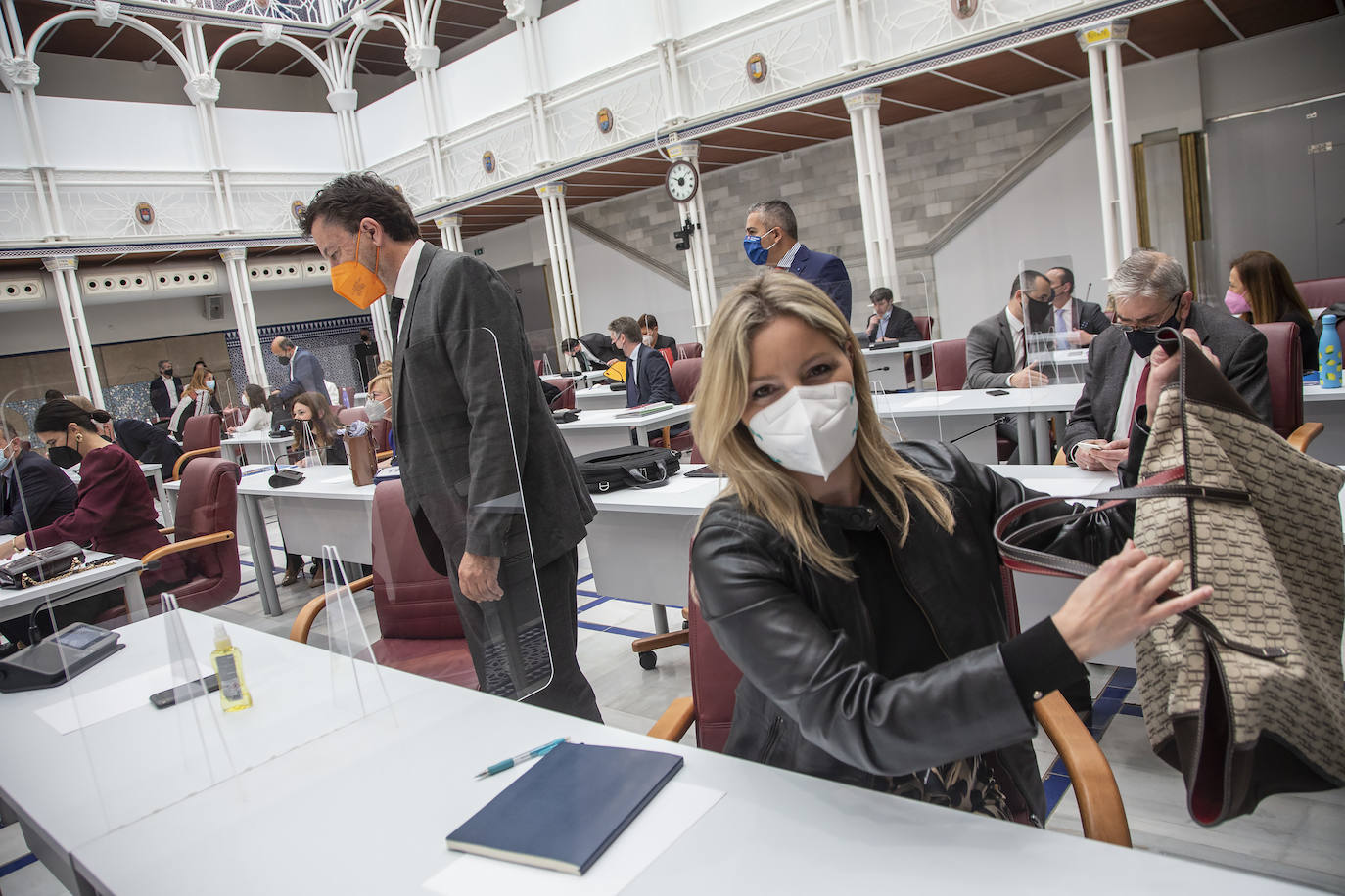 Fotos: Fernando López Miras comparecen en el pleno de la Asamblea Regional