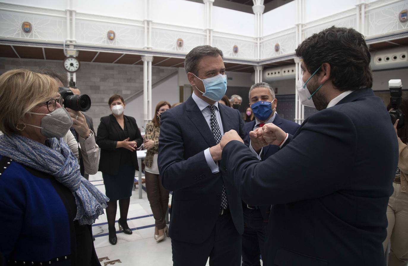 Fotos: Fernando López Miras comparecen en el pleno de la Asamblea Regional