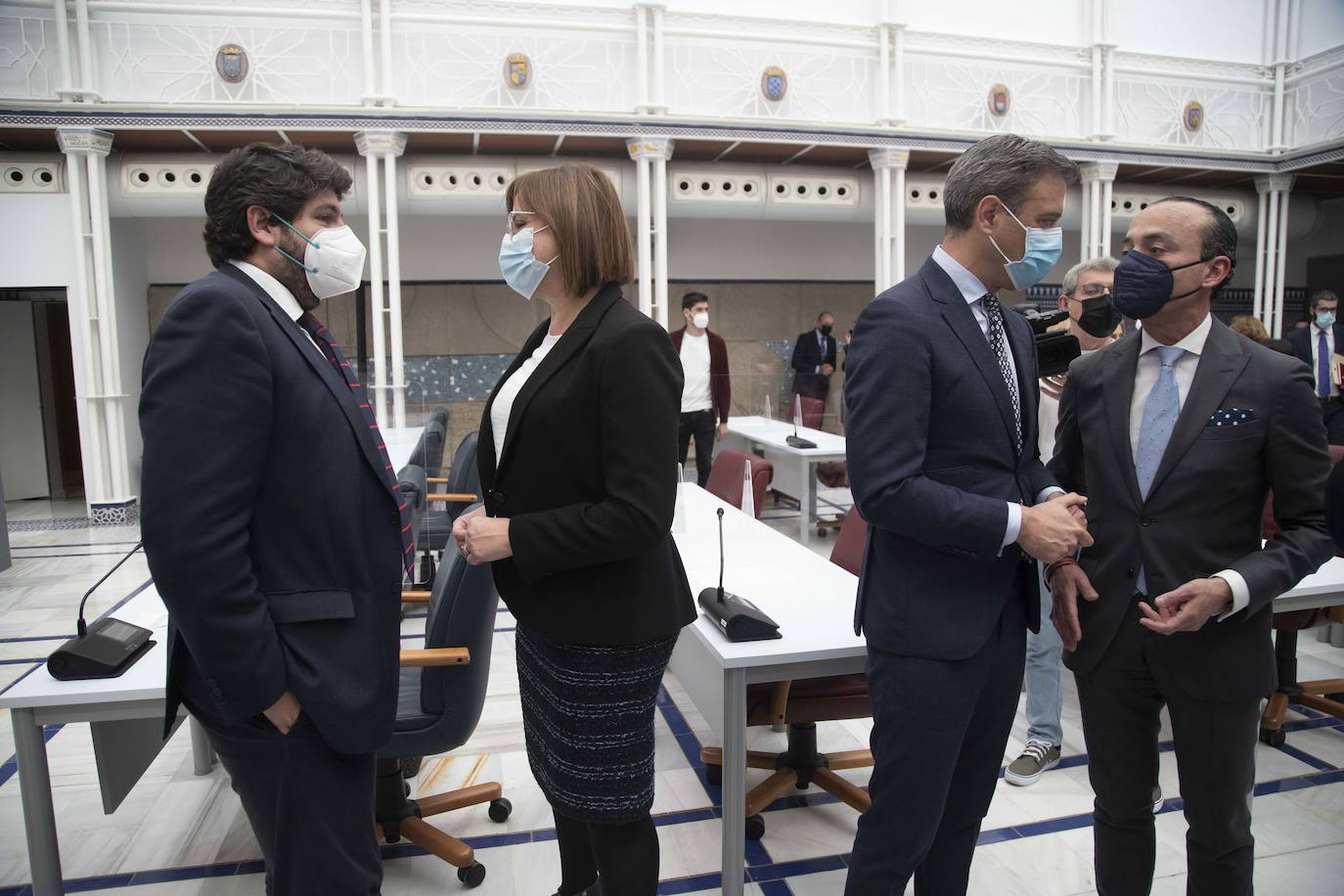 Fotos: Fernando López Miras comparecen en el pleno de la Asamblea Regional