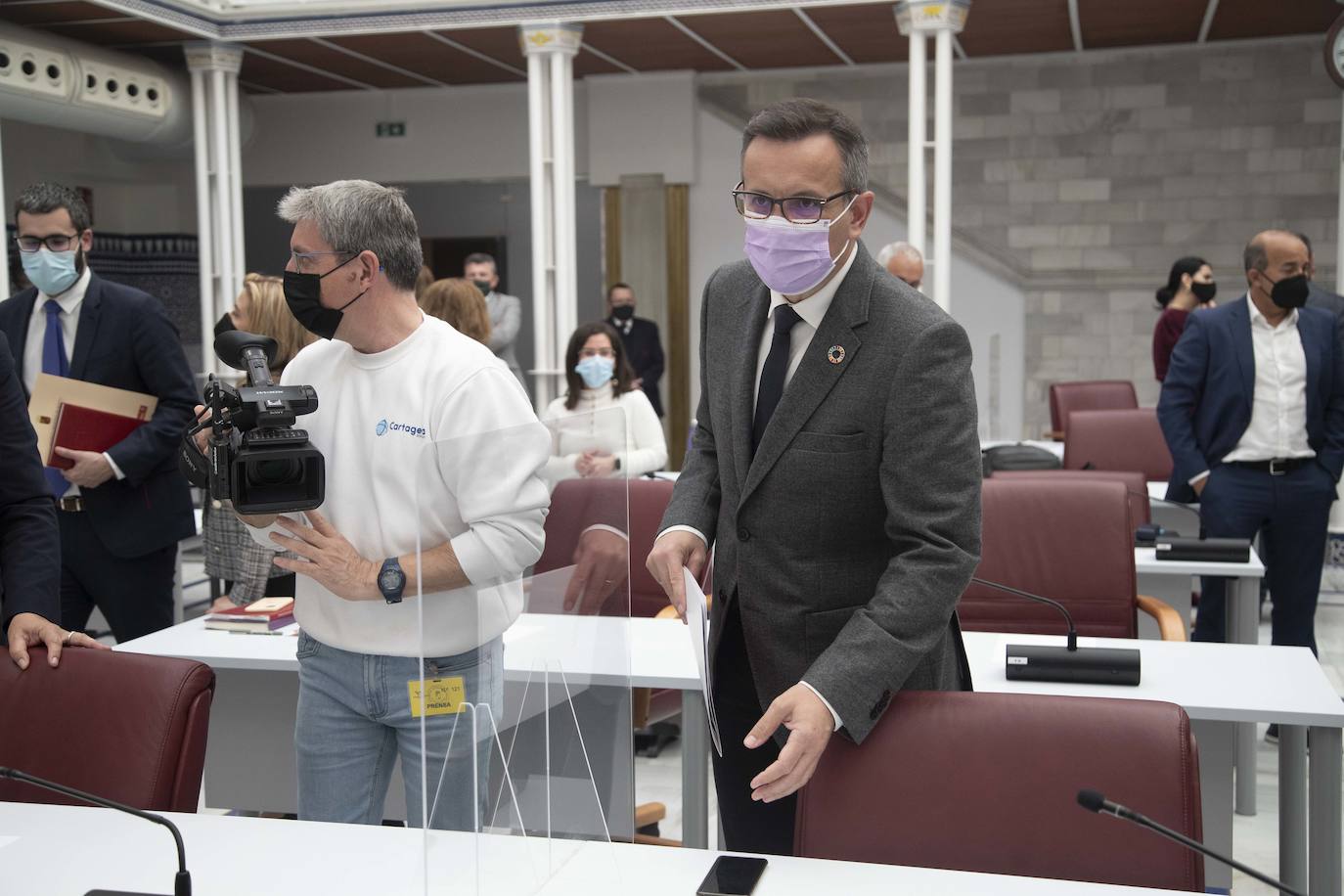 Fotos: Fernando López Miras comparecen en el pleno de la Asamblea Regional