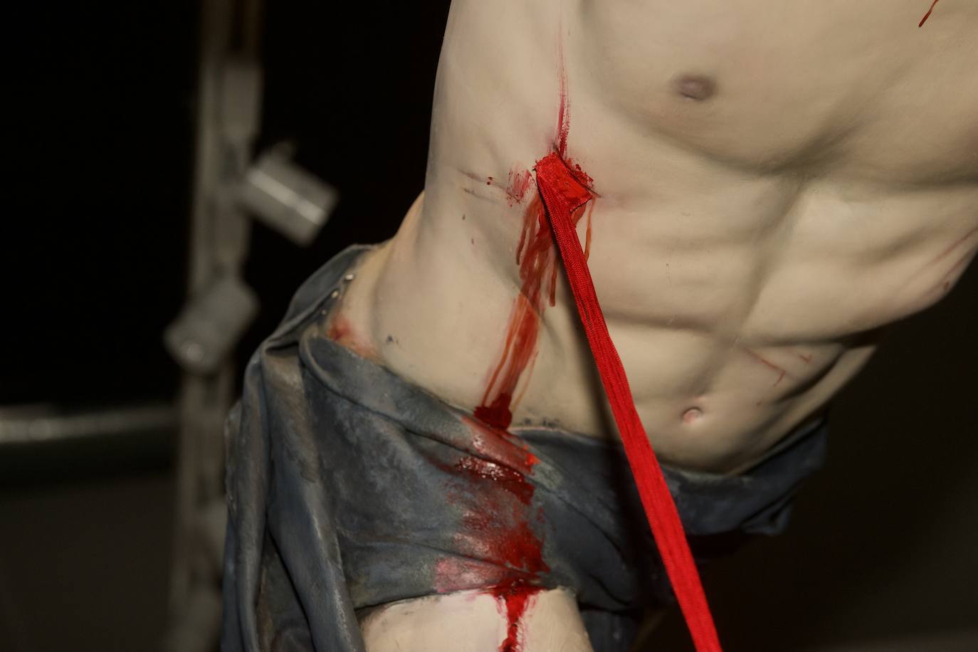 Fotos: Un Cristo «brutal» de Santiago Ydáñez