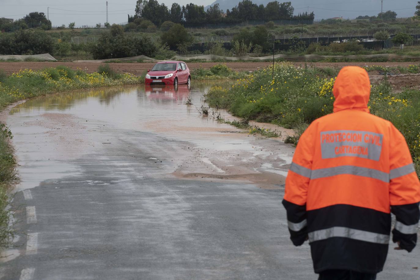 Fotos: Calles anegadas por la lluvia en la diputación cartagenera de La Aljorra