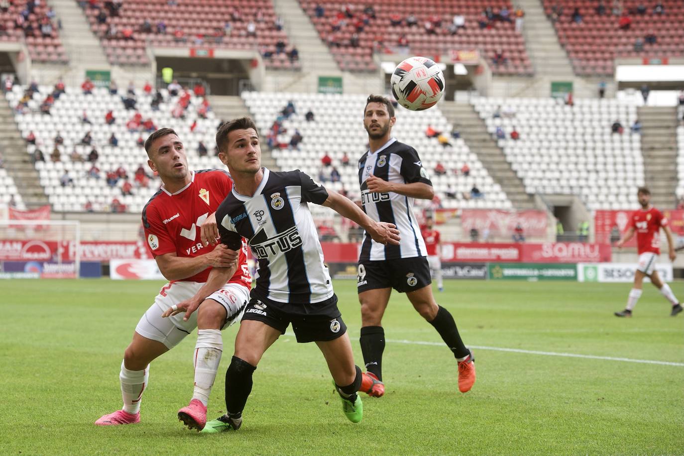 Fotos: El empate del Real Murcia ante el Linense, en imágenes