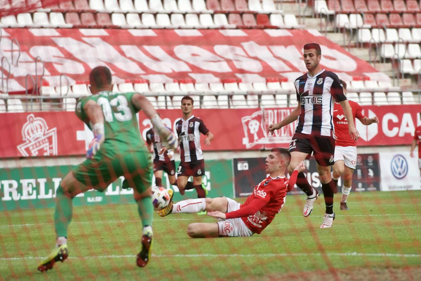Fotos: El empate del Real Murcia ante el Linense, en imágenes