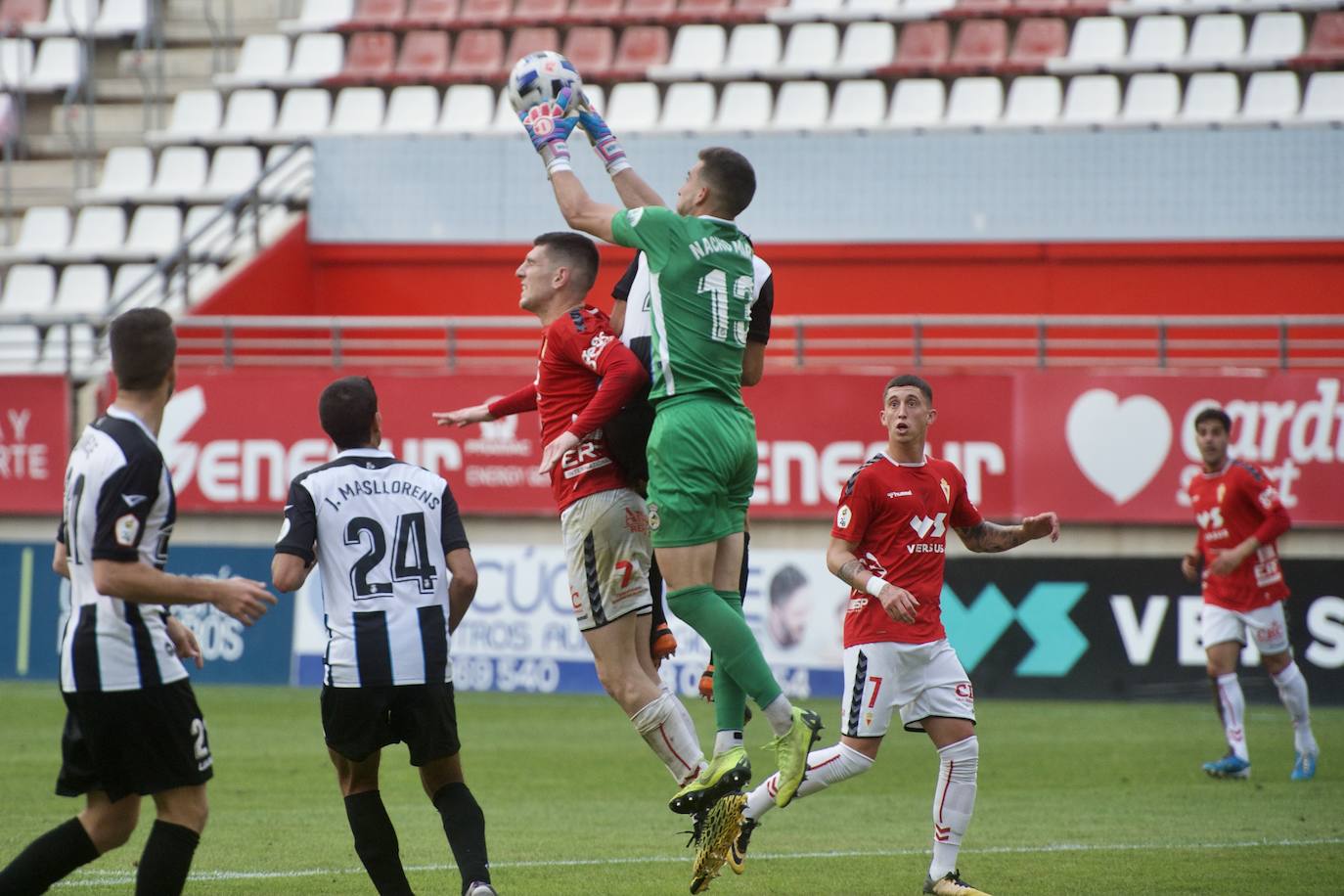 Fotos: El empate del Real Murcia ante el Linense, en imágenes