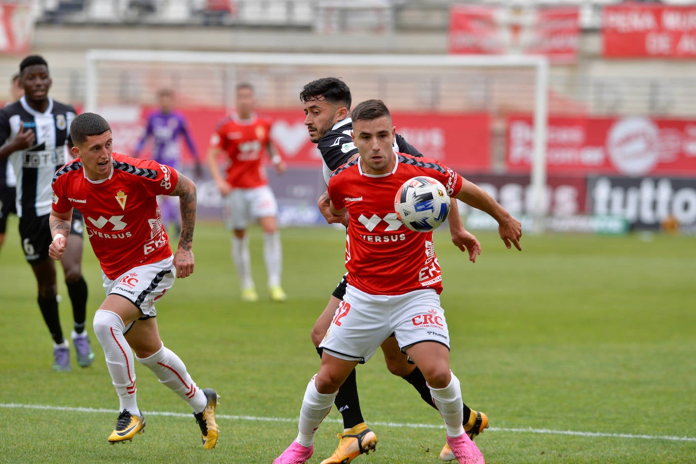 Fotos: El empate del Real Murcia ante el Linense, en imágenes