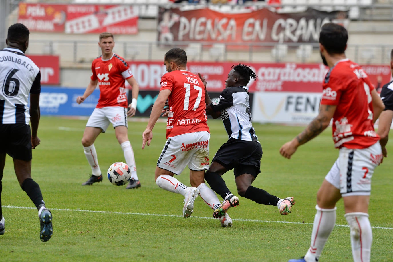 Fotos: El empate del Real Murcia ante el Linense, en imágenes