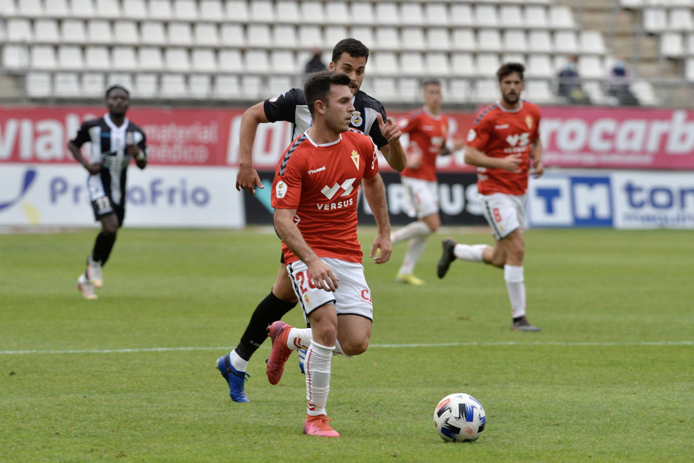Fotos: El empate del Real Murcia ante el Linense, en imágenes