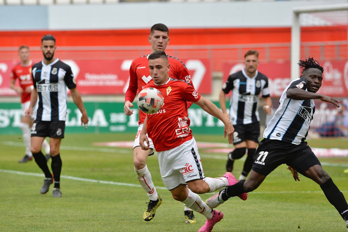 Fotos: El empate del Real Murcia ante el Linense, en imágenes