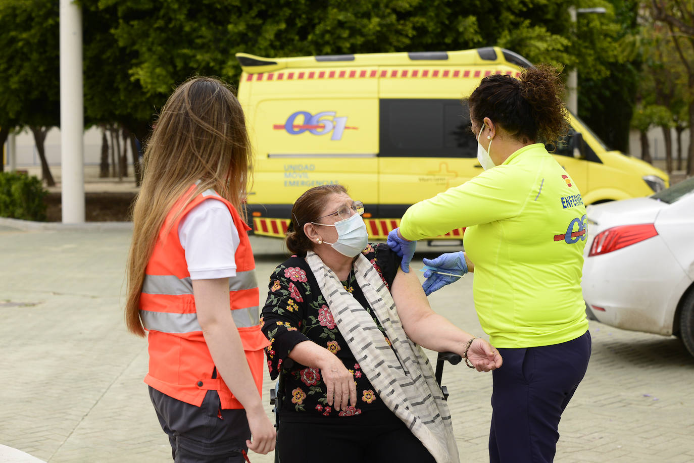 Fotos: Vacunación en Murcia a la población de 65 a 69 años