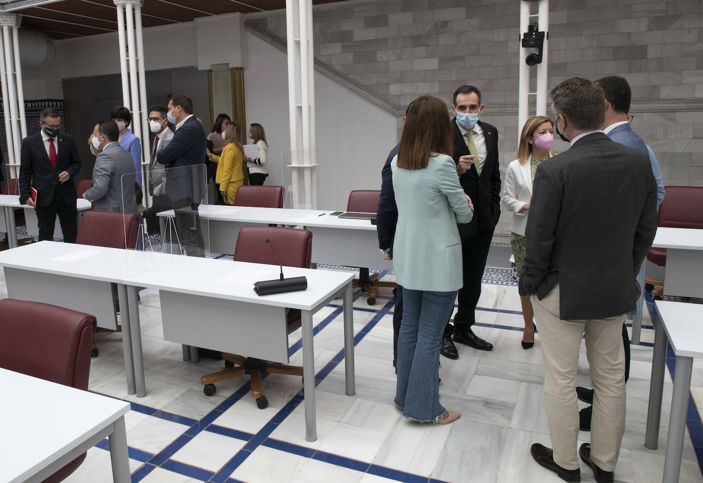 Fotos: Pleno en la Asamblea Regional