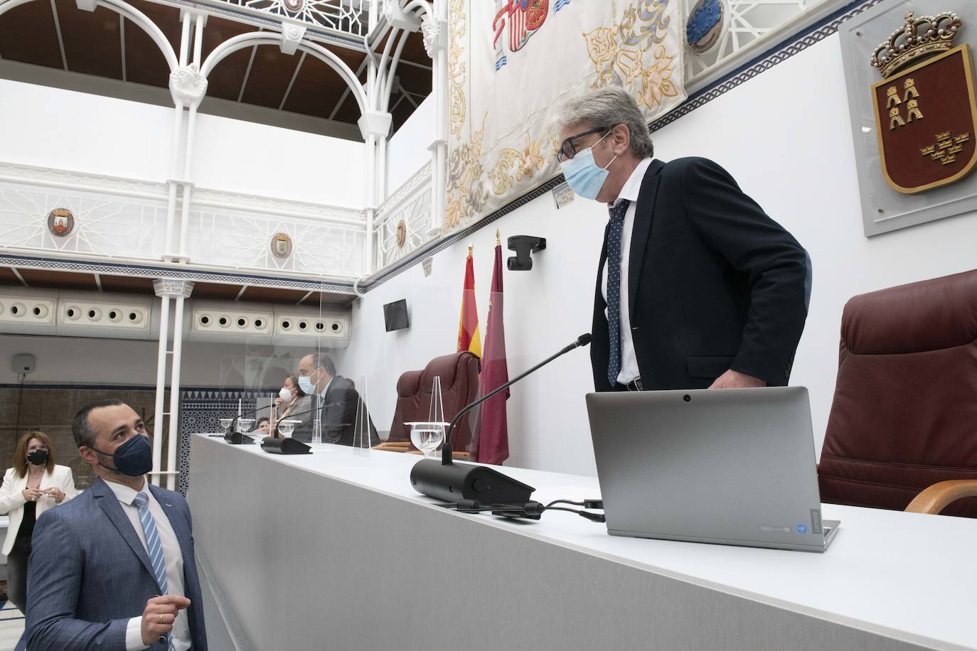 Fotos: Pleno en la Asamblea Regional