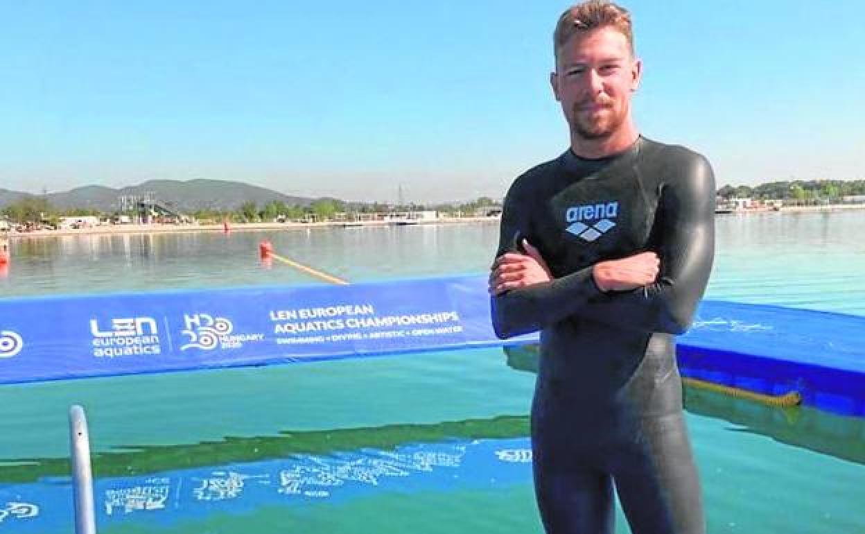 El nadador cartagenero, Alberto Martínez, antes de tomar la salida en Budapest.