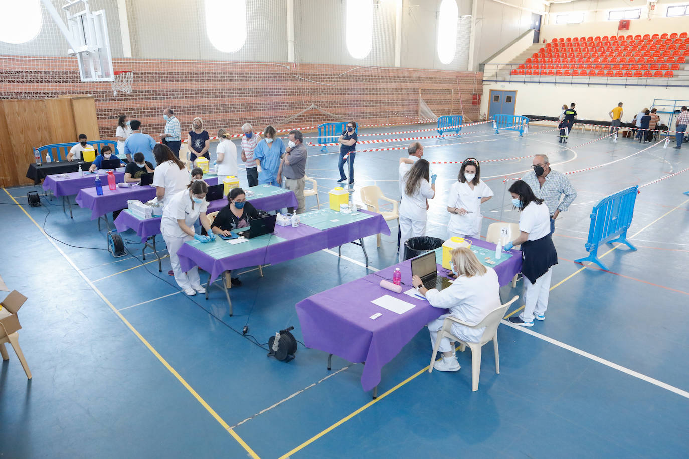 Fotos: Vacunación en Puerto Lumbreras