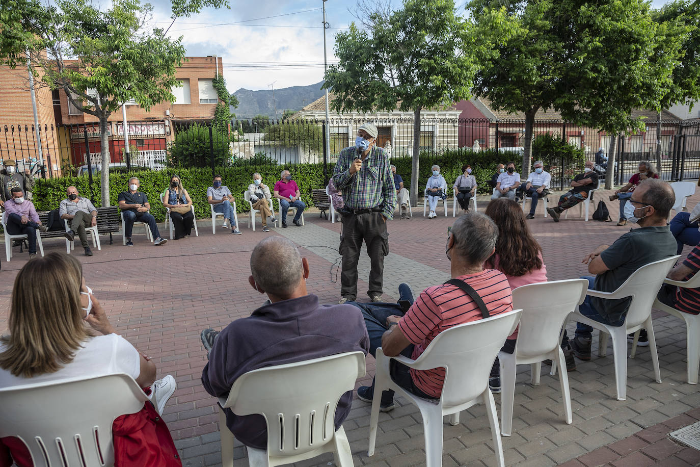 Fotos: Vecinos de la zona oeste de Cartagena se oponen a la instalación de una planta fotovoltaica