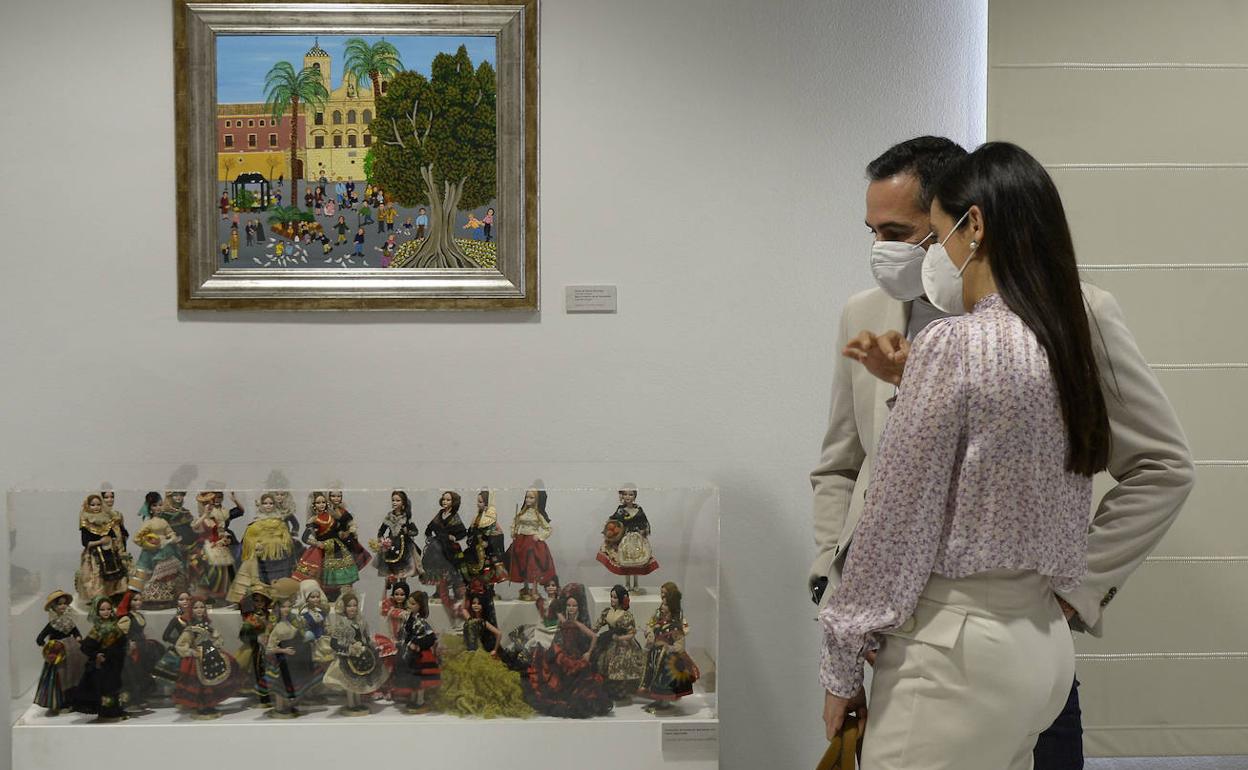 Exposición de las 78 piezas donadas por artistas y particulares en el Museo de la Ciudad.