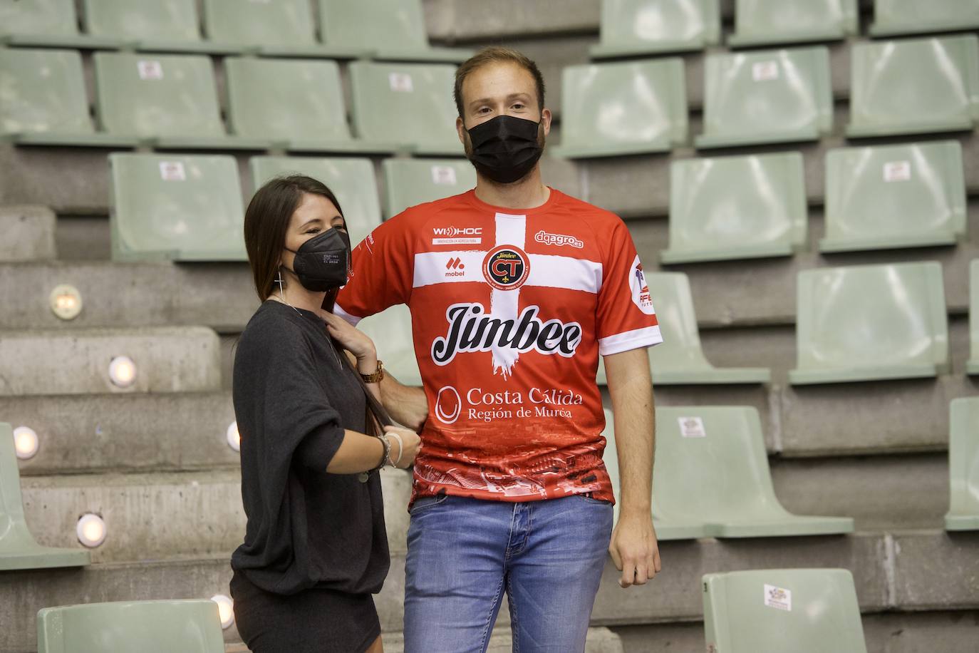 Fotos: ElPozo sacude la fe del Jimbee