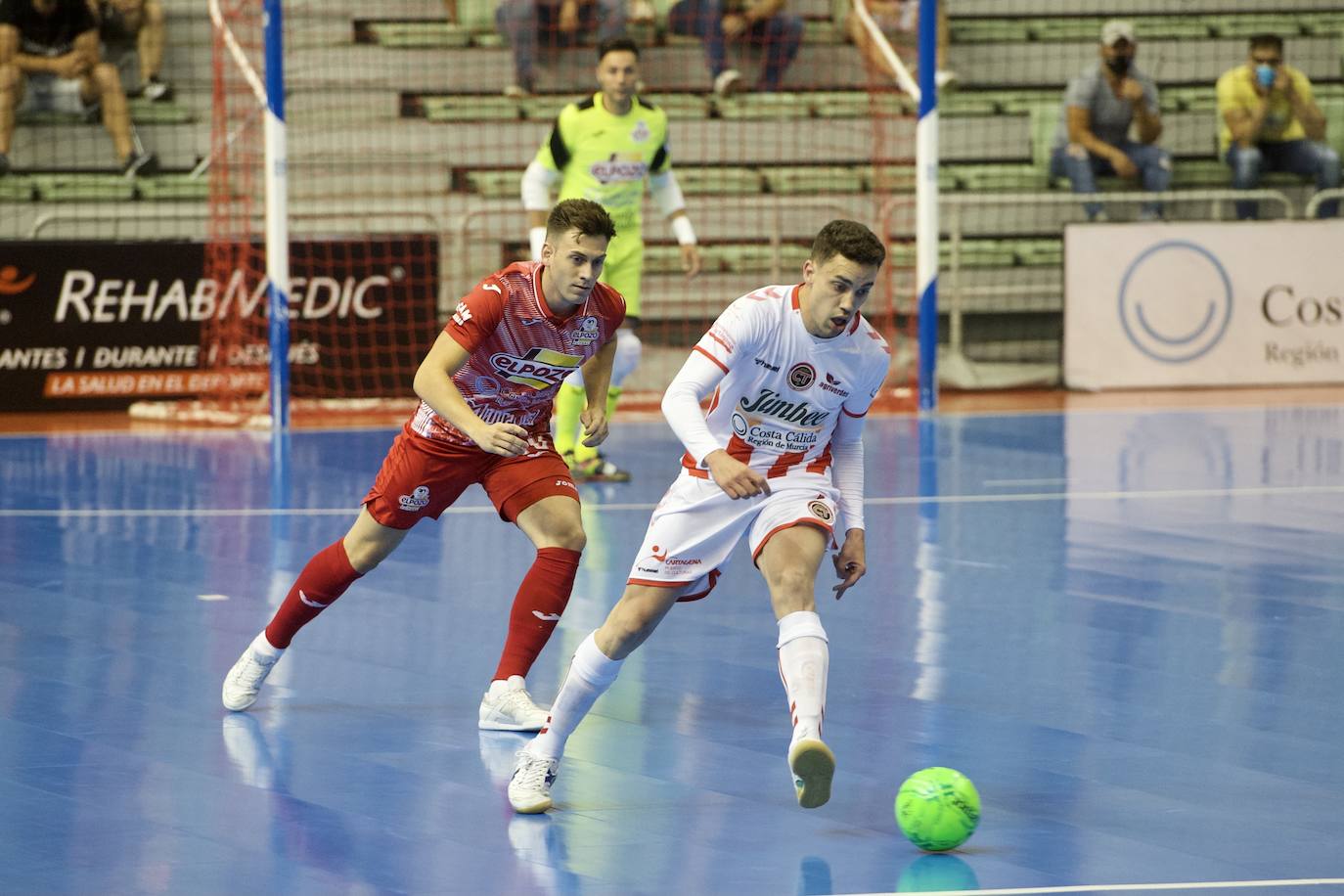 Fotos: ElPozo sacude la fe del Jimbee