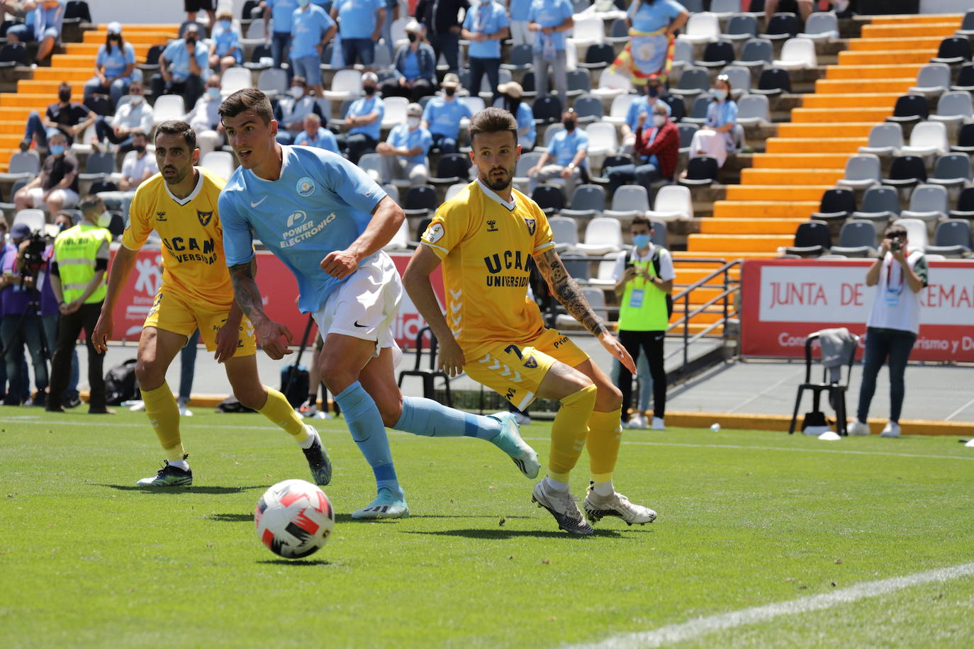 Fotos: Las mejores fotografías del partido entre la UD Ibiza y el UCAM Murcia