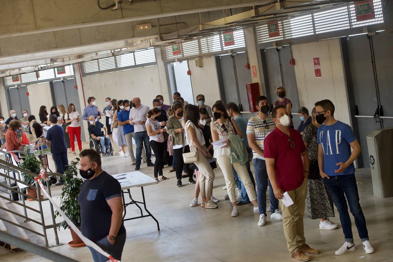 Fotos: La Región retoma la vacunación a menores de 60 años con AstraZeneca