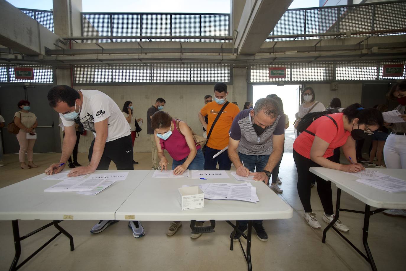 Fotos: La Región retoma la vacunación a menores de 60 años con AstraZeneca