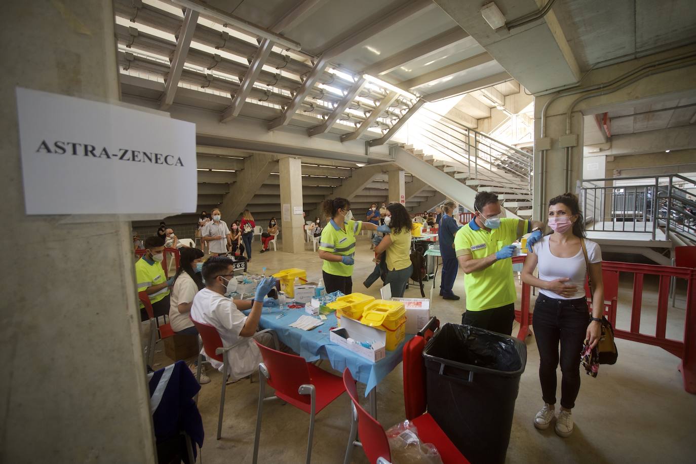 Fotos: La Región retoma la vacunación a menores de 60 años con AstraZeneca