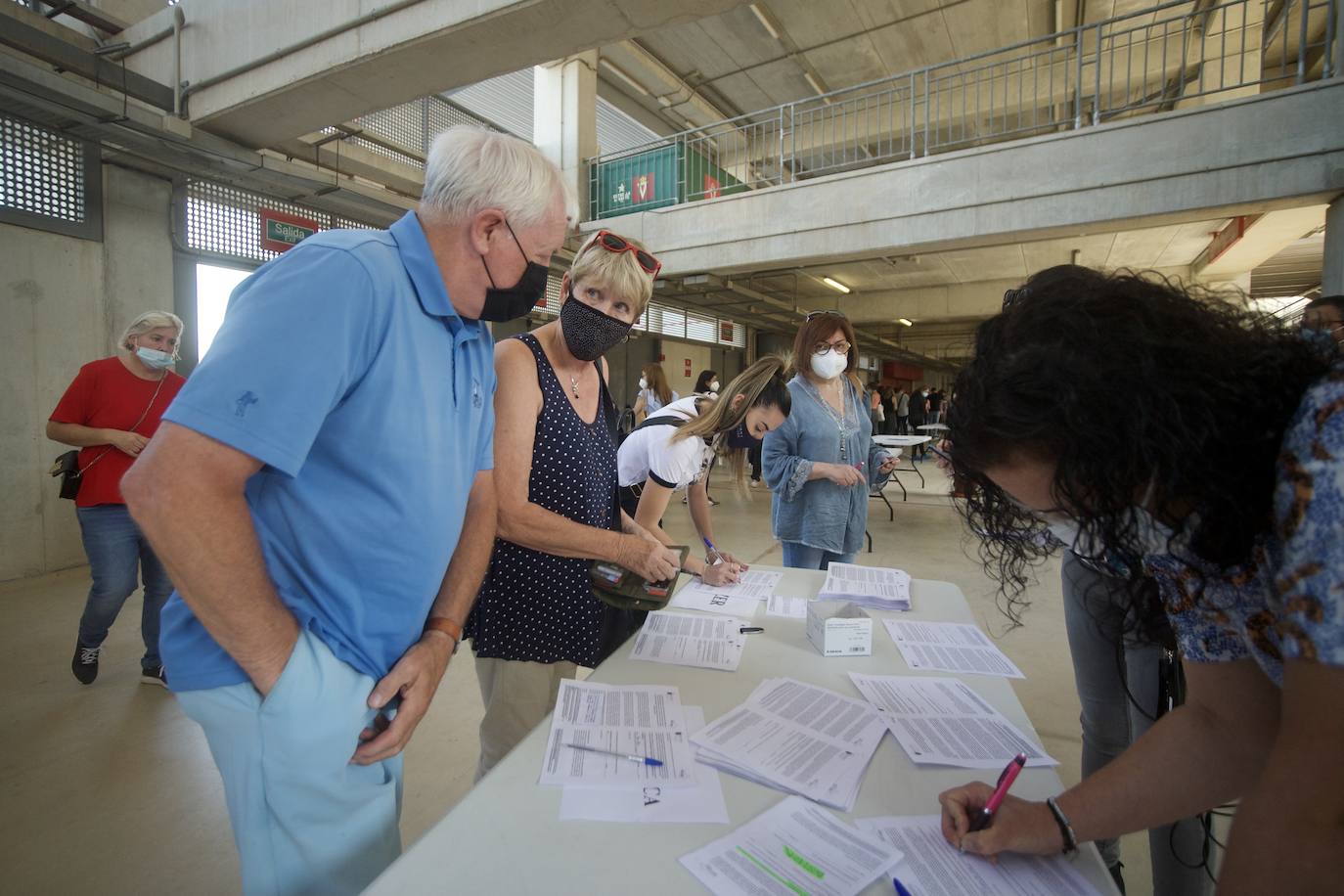 Fotos: La Región retoma la vacunación a menores de 60 años con AstraZeneca