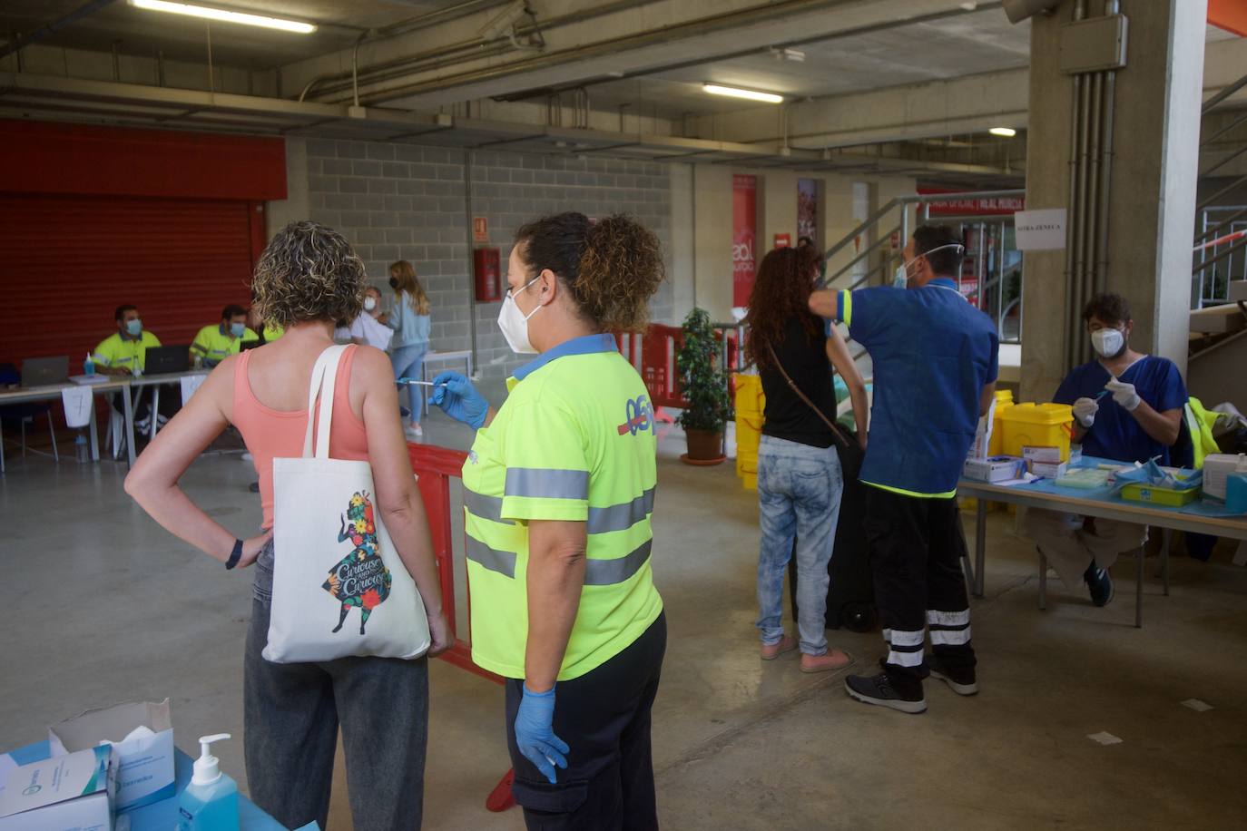 Fotos: La Región retoma la vacunación a menores de 60 años con AstraZeneca