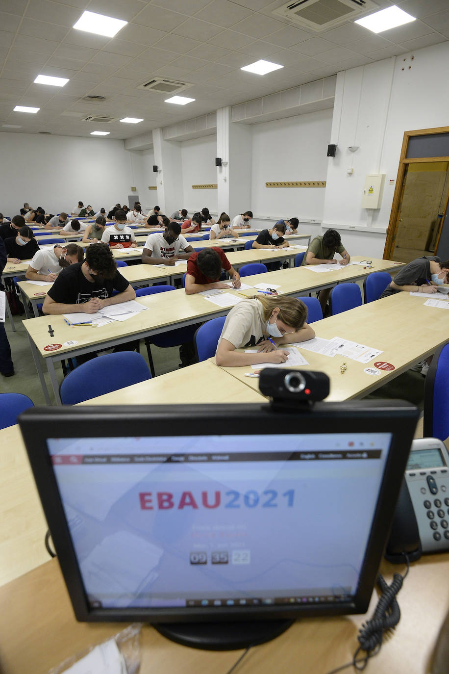 Fotos: Así arrancó la Ebau en la Universidad de Murcia