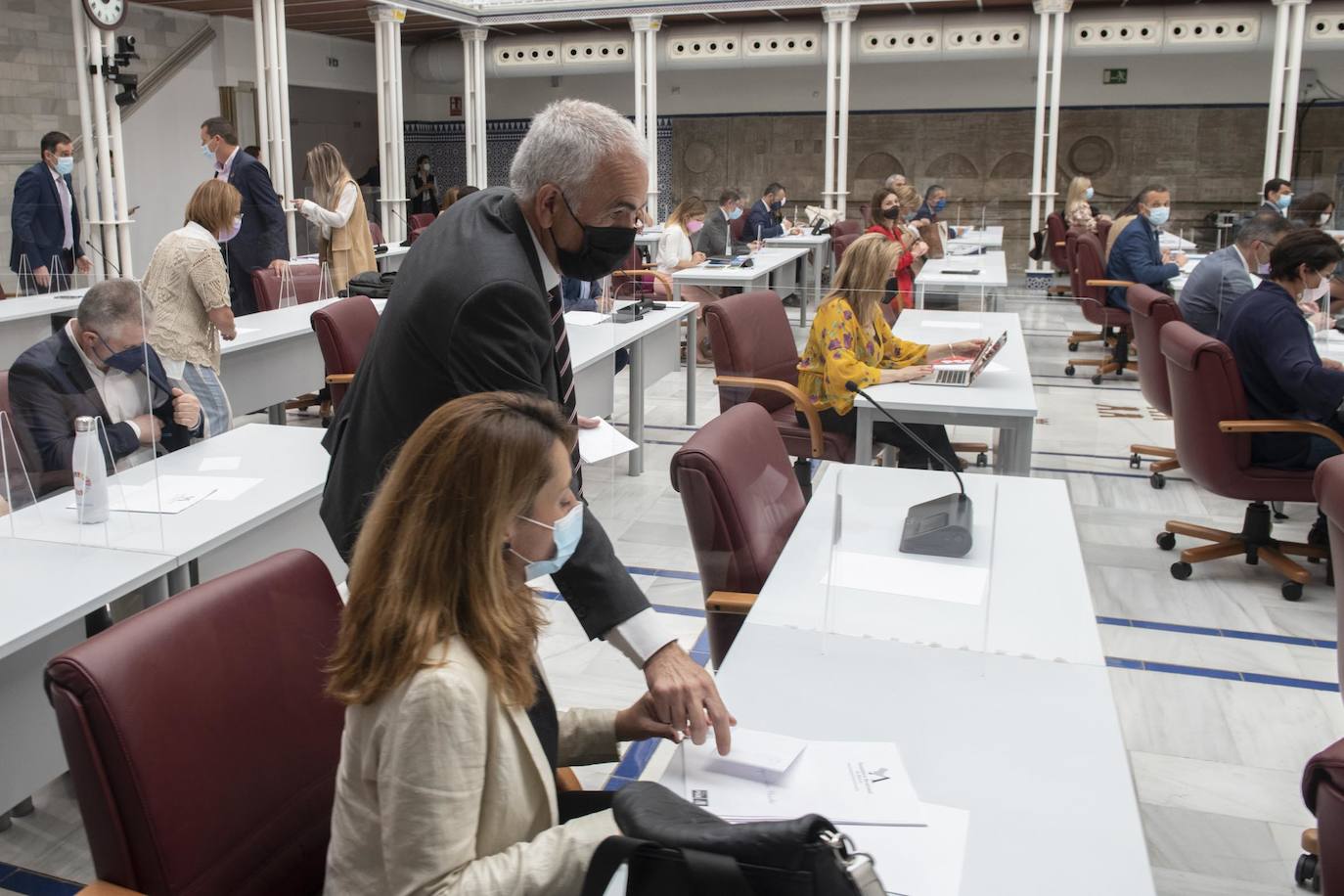 Fotos: La Asamblea aprueba la toma en consideración de la Proposición de Ley de Mecenazgo de la Región de Murcia